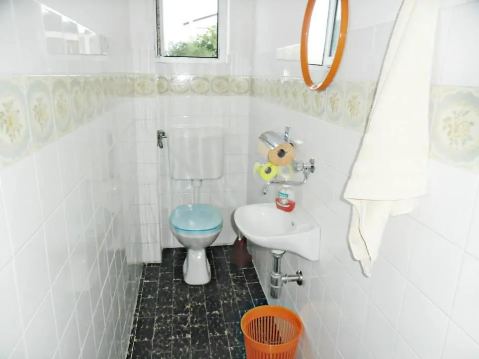 Apartments Josip 2830 Supetarska Draga