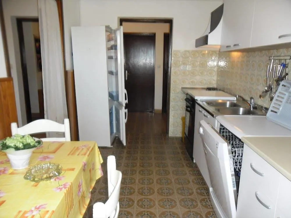 Apartments Josip 2830 Supetarska Draga